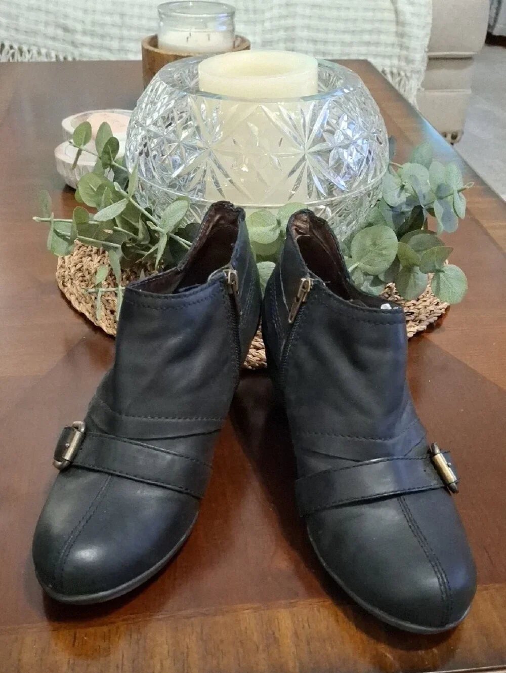 OTBT EL Dorado Leather Women’s Black Low Heel Ankle Boots with Buckle Size 8
